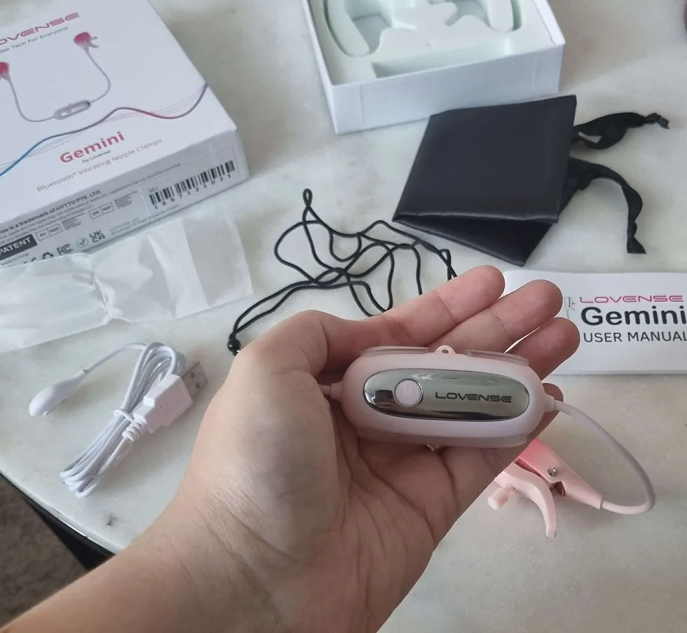Sex toy Review: Lovense Gemini (vibrating nipple clamps)